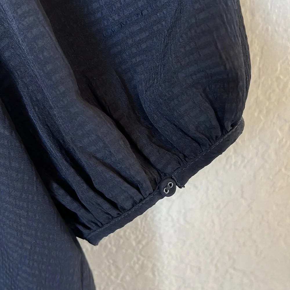 Madewell black seersucker puff sleeve blouse